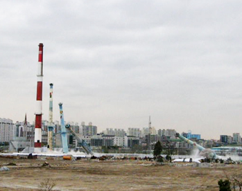 2009 sk케미칼 굴뚝발파.jpg